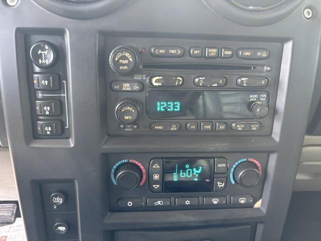 Used 2005 HUMMER H2 w/ Preferred Equipment Group AWD/4WD image 12