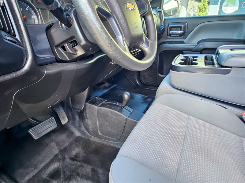 Used 2017 Chevrolet Silverado 2500 W/T AWD/4WD image 17