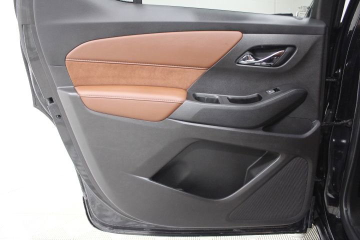 Used 2019 Chevrolet Traverse High Country w/ LPO, Cargo Package image 25