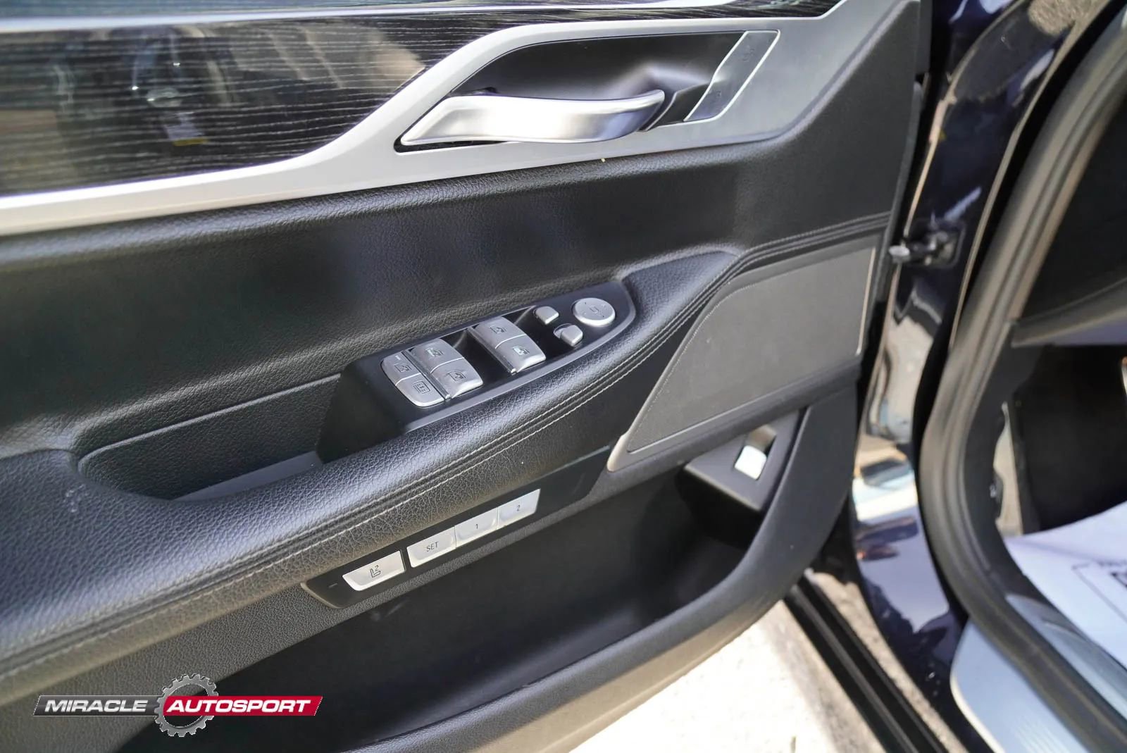 Used 2018 BMW 740i w/ M Sport Package image 13