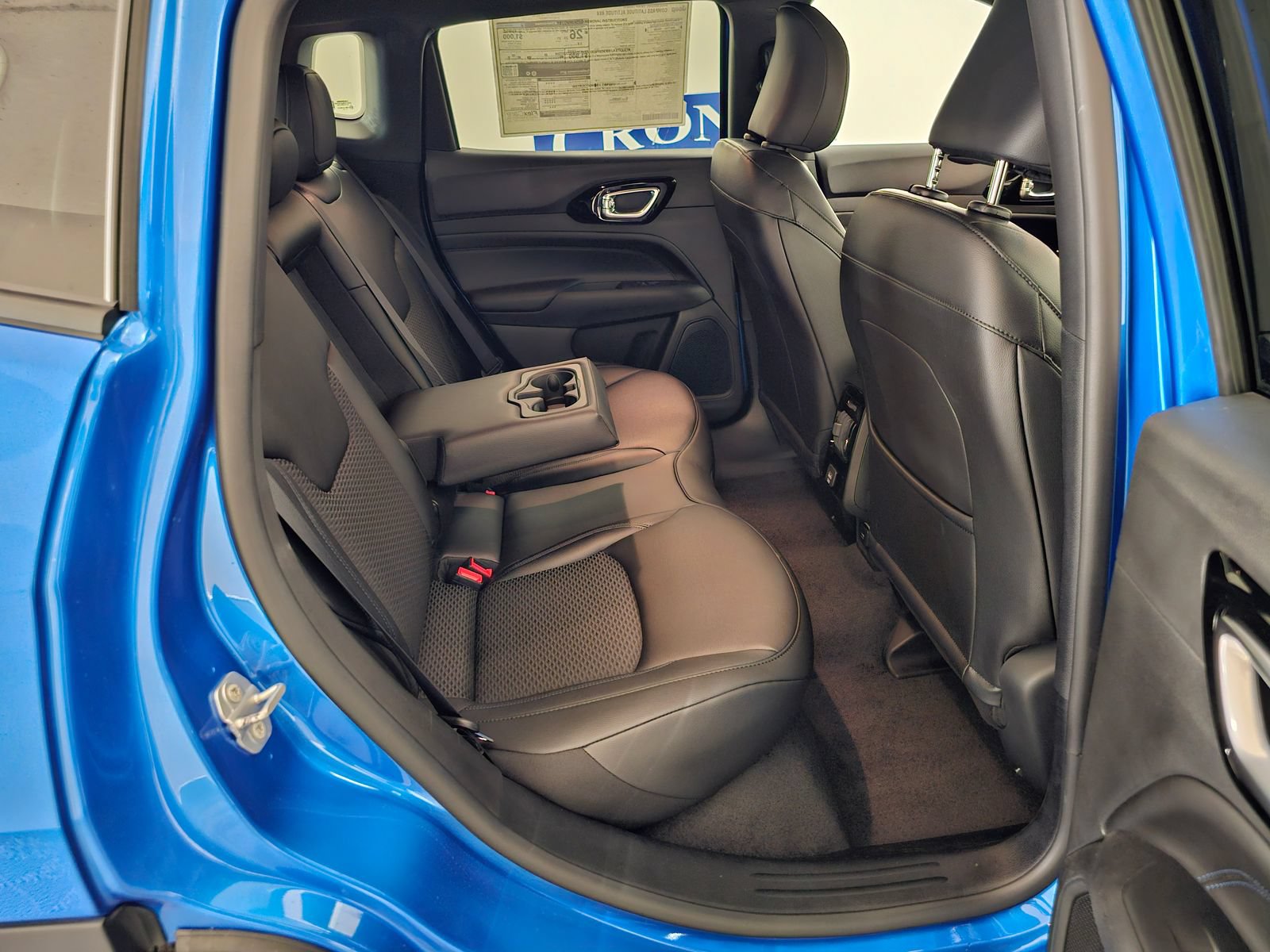 New 2026 Jeep Compass Latitude AWD/4WD image 22
