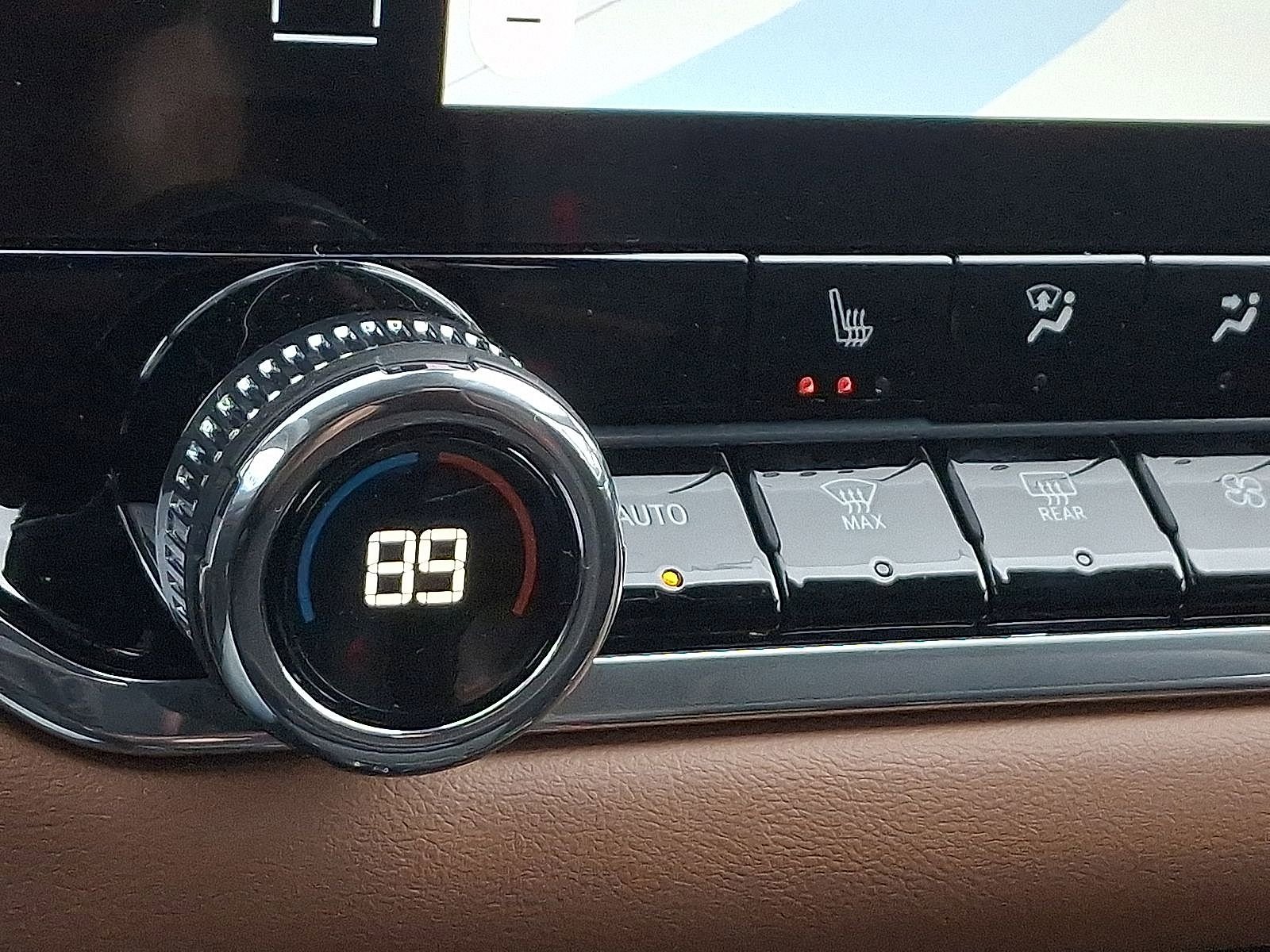 Used 2026 GMC Canyon AT4 image 24