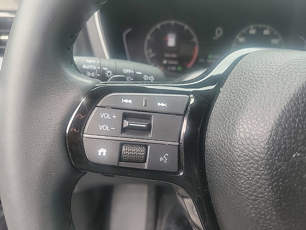 Used 2024 Honda Pilot EX-L image 17