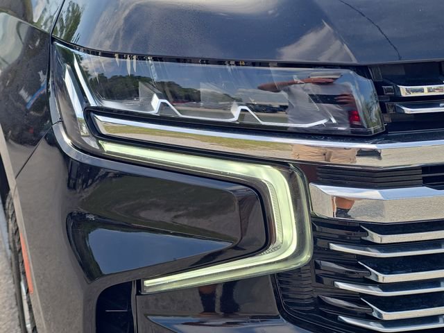 Used 2024 Chevrolet Suburban Premier image 7