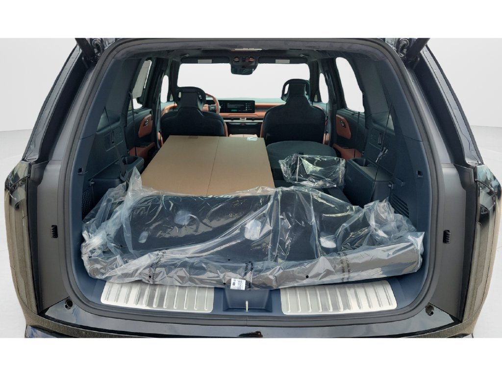 New 2027 Kia Telluride SX Prestige AWD/4WD image 9