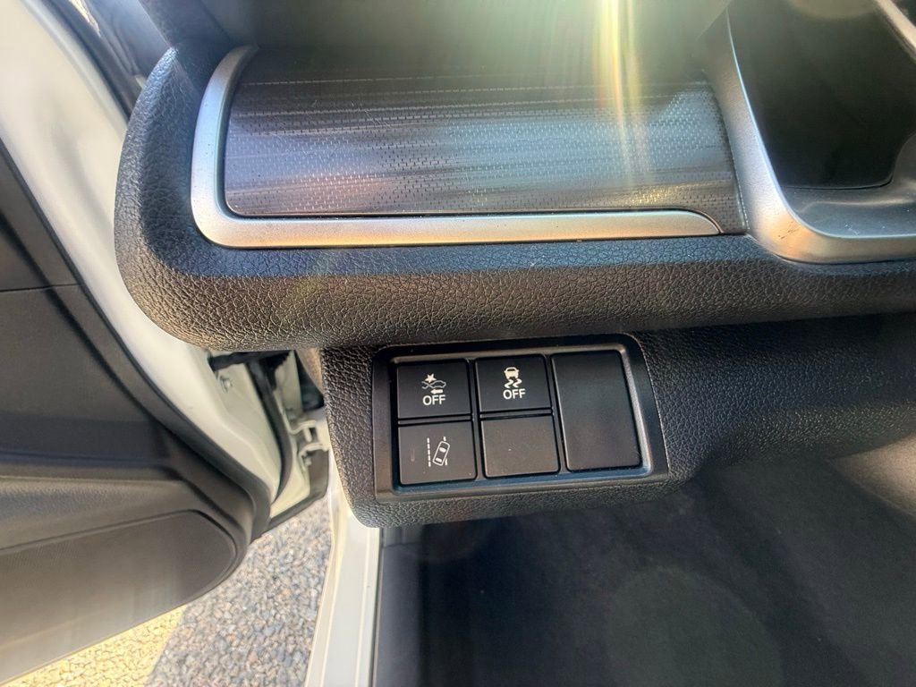 Used 2020 Honda Civic Touring image 13
