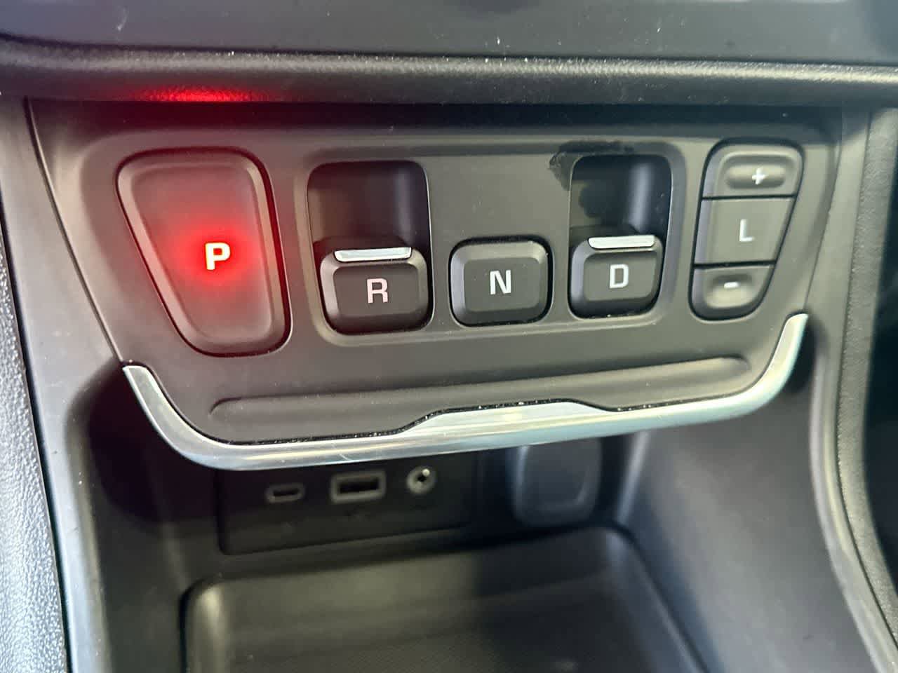 Used 2020 GMC Terrain SLE w/ Driver Convenience Package FWD image 21