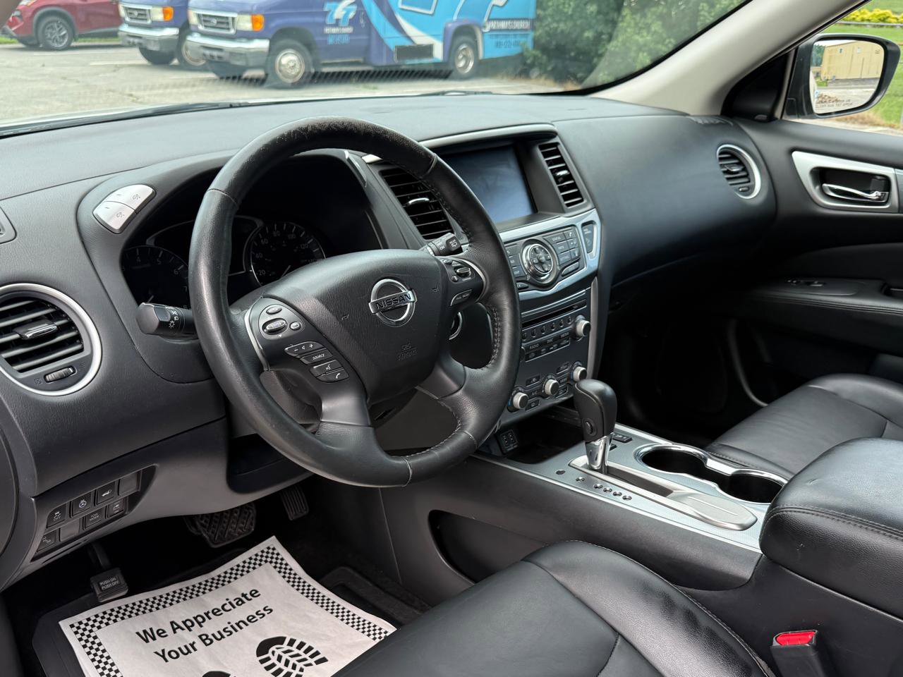 Used 2018 Nissan Pathfinder SL w/ Midnight Edition Package FWD image 20