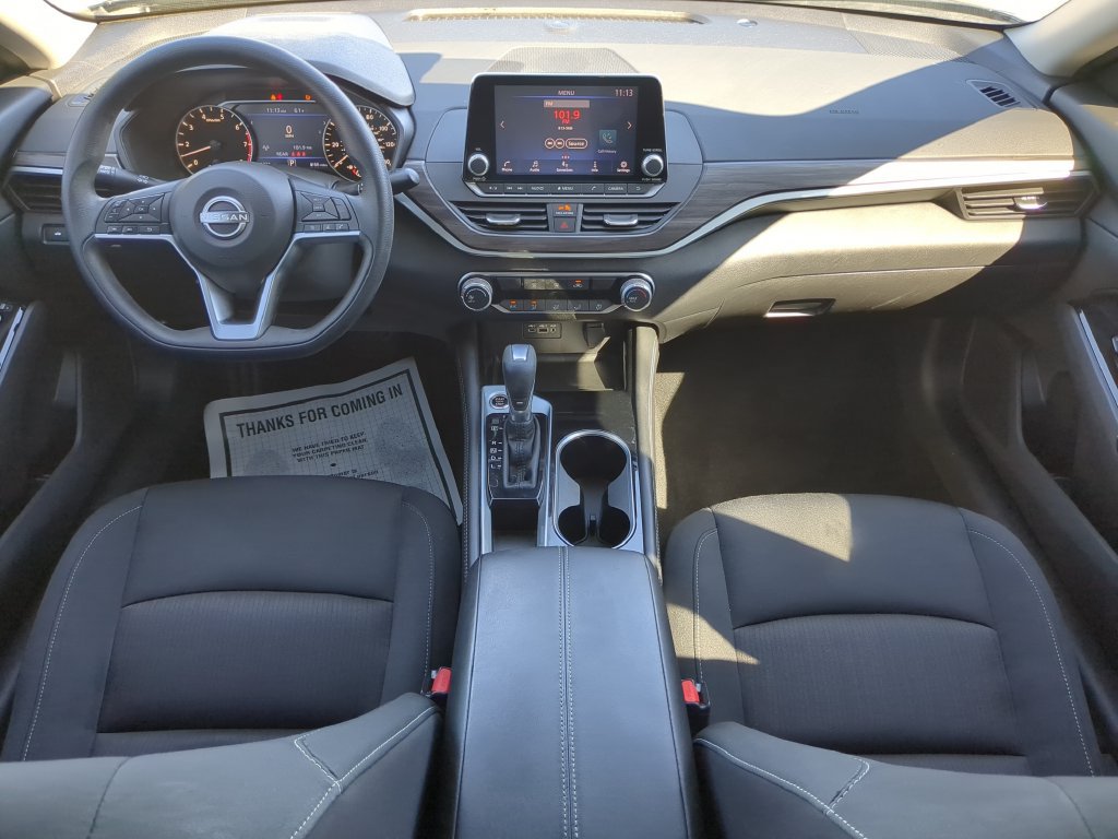 Used 2023 Nissan Altima 2.5 SV FWD image 13