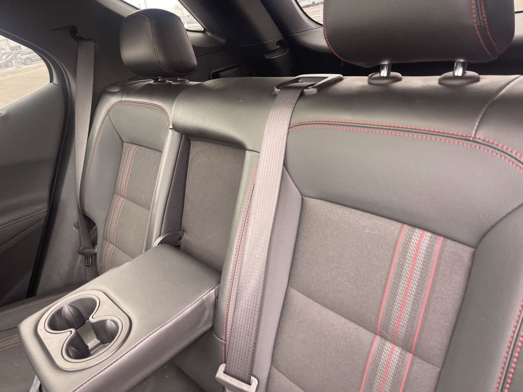Used 2023 Chevrolet Equinox RS w/ LPO, Cargo Package image 37