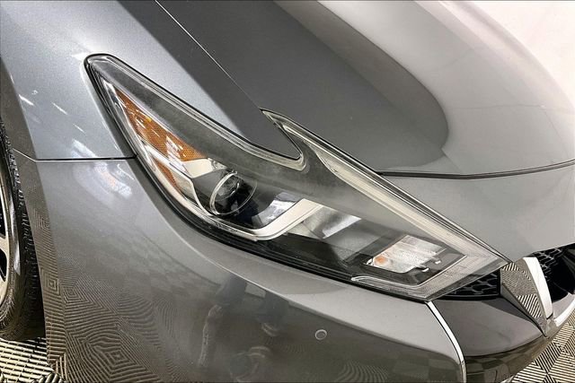 Used 2018 Nissan Maxima Platinum image 28