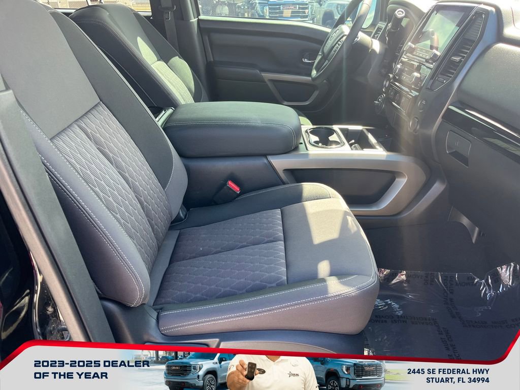 Used 2024 Nissan Titan SV w/ SV Bronze Edition Package image 19