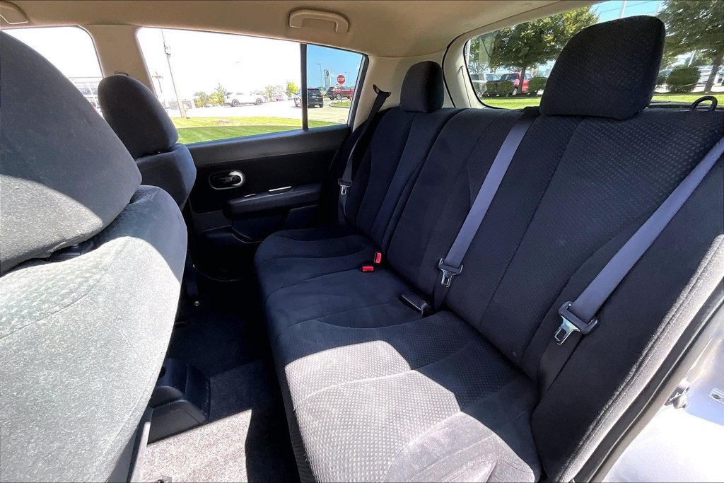 Used 2012 Nissan Versa 1.8 S w/ Plus Pkg FWD image 30