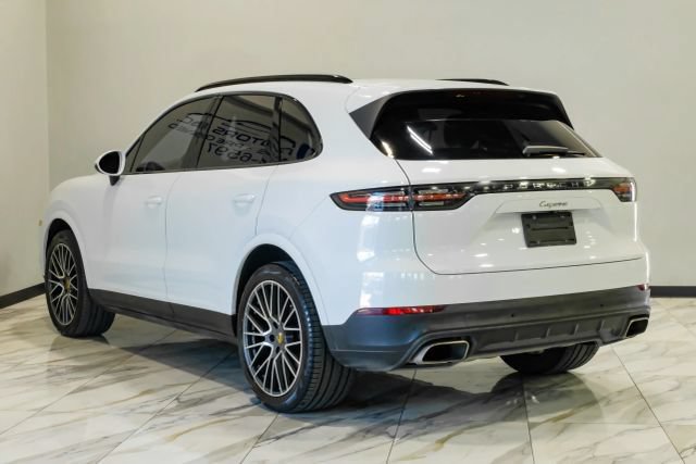 Used 2019 Porsche Cayenne AWD/4WD image 16
