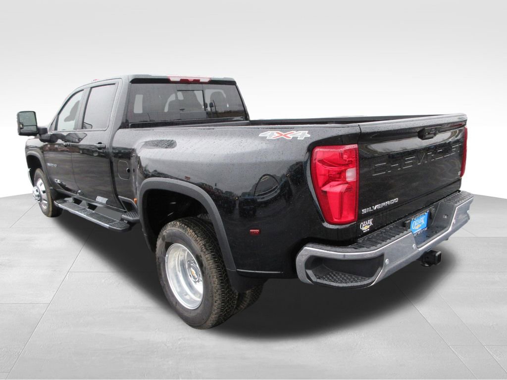 New 2026 Chevrolet Silverado 3500 LT w/ All Star Edition image 3