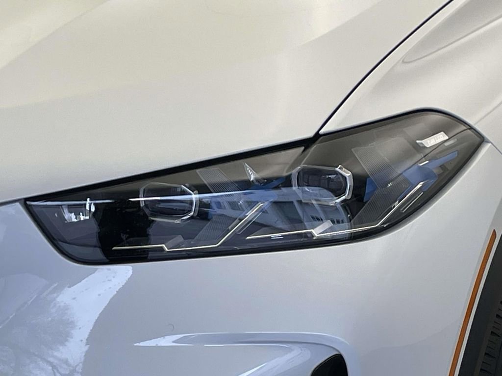 New 2026 BMW X5 xDrive50e AWD/4WD image 9