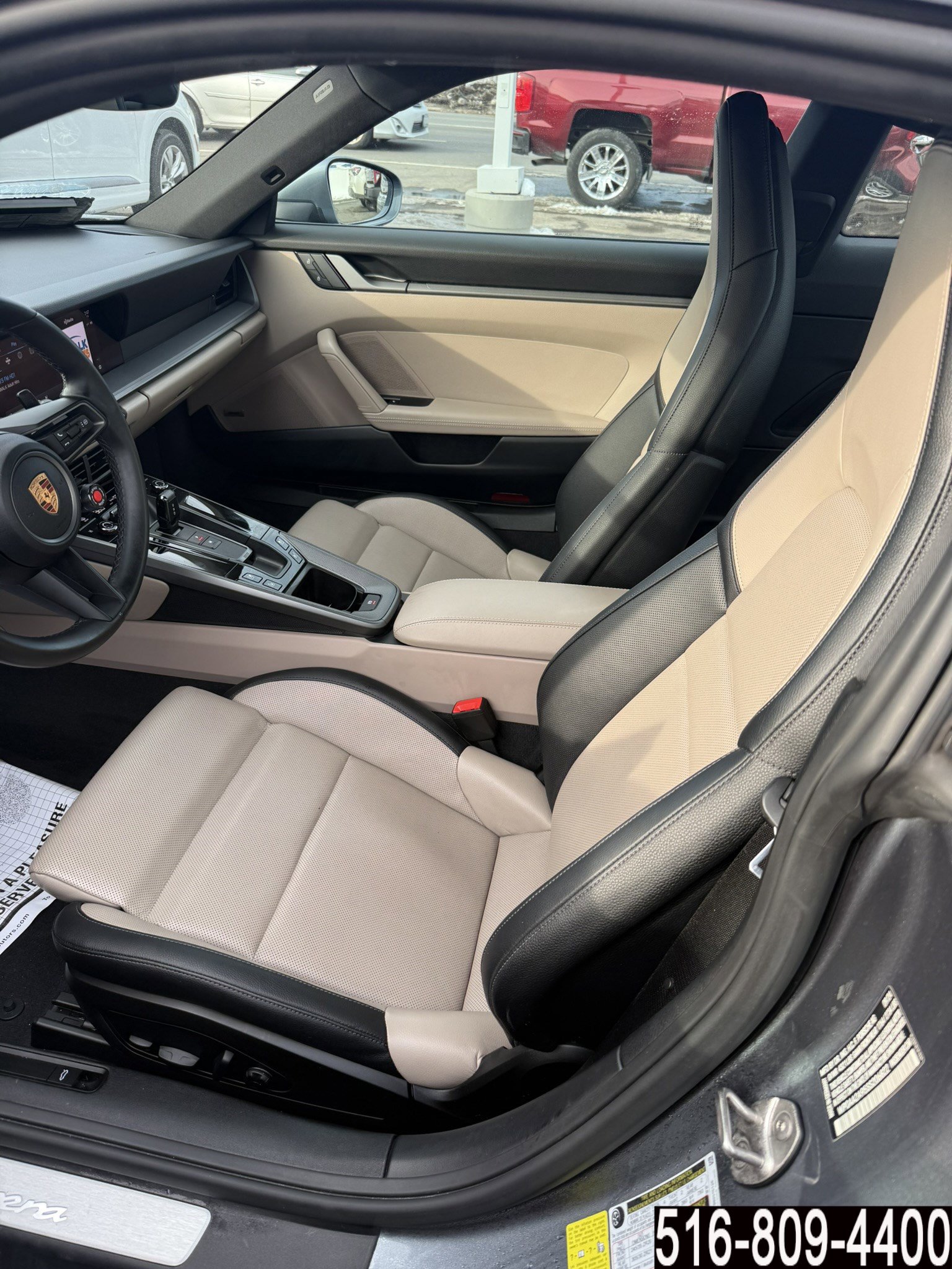 Used 2025 Porsche 911 Carrera image 15