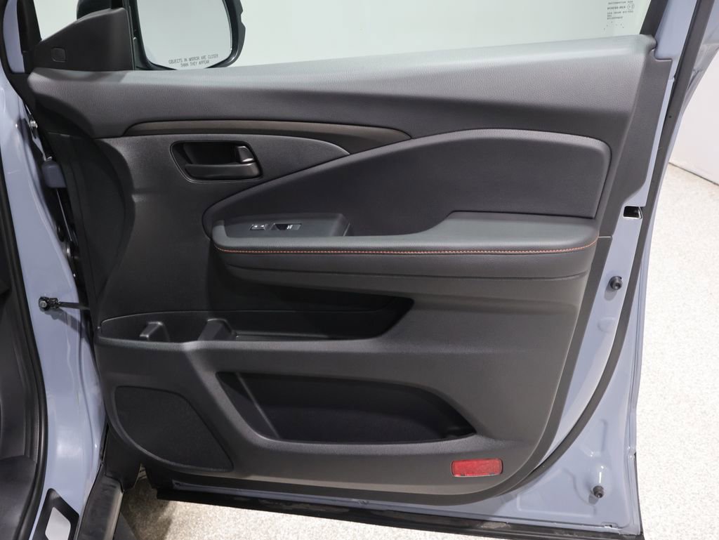Used 2025 Honda Ridgeline TrailSport image 24
