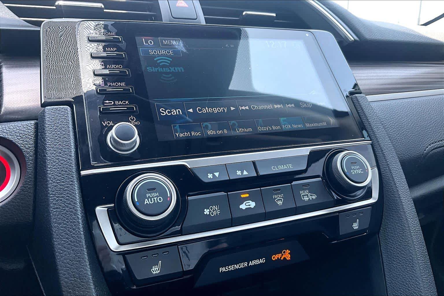 Used 2019 Honda Civic Touring image 34