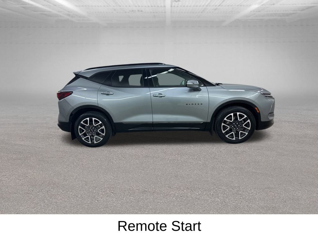 Certified 2024 Chevrolet Blazer RS w/ Driver Confidence II Package image 15