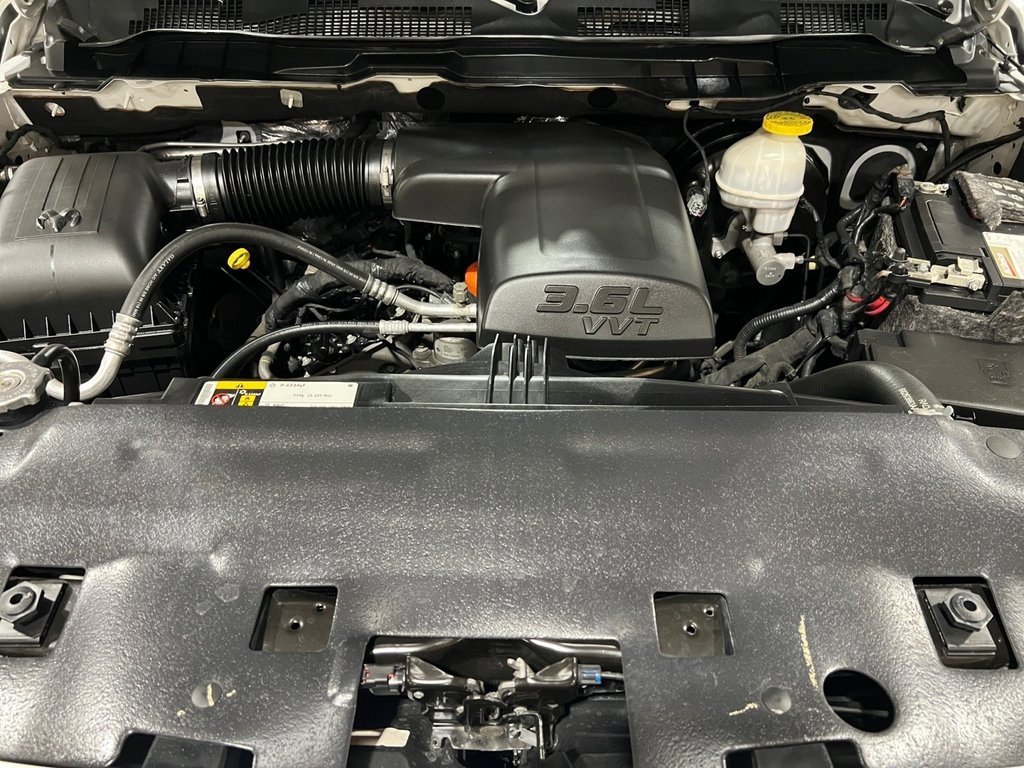 Used 2019 RAM 1500 Express image 41