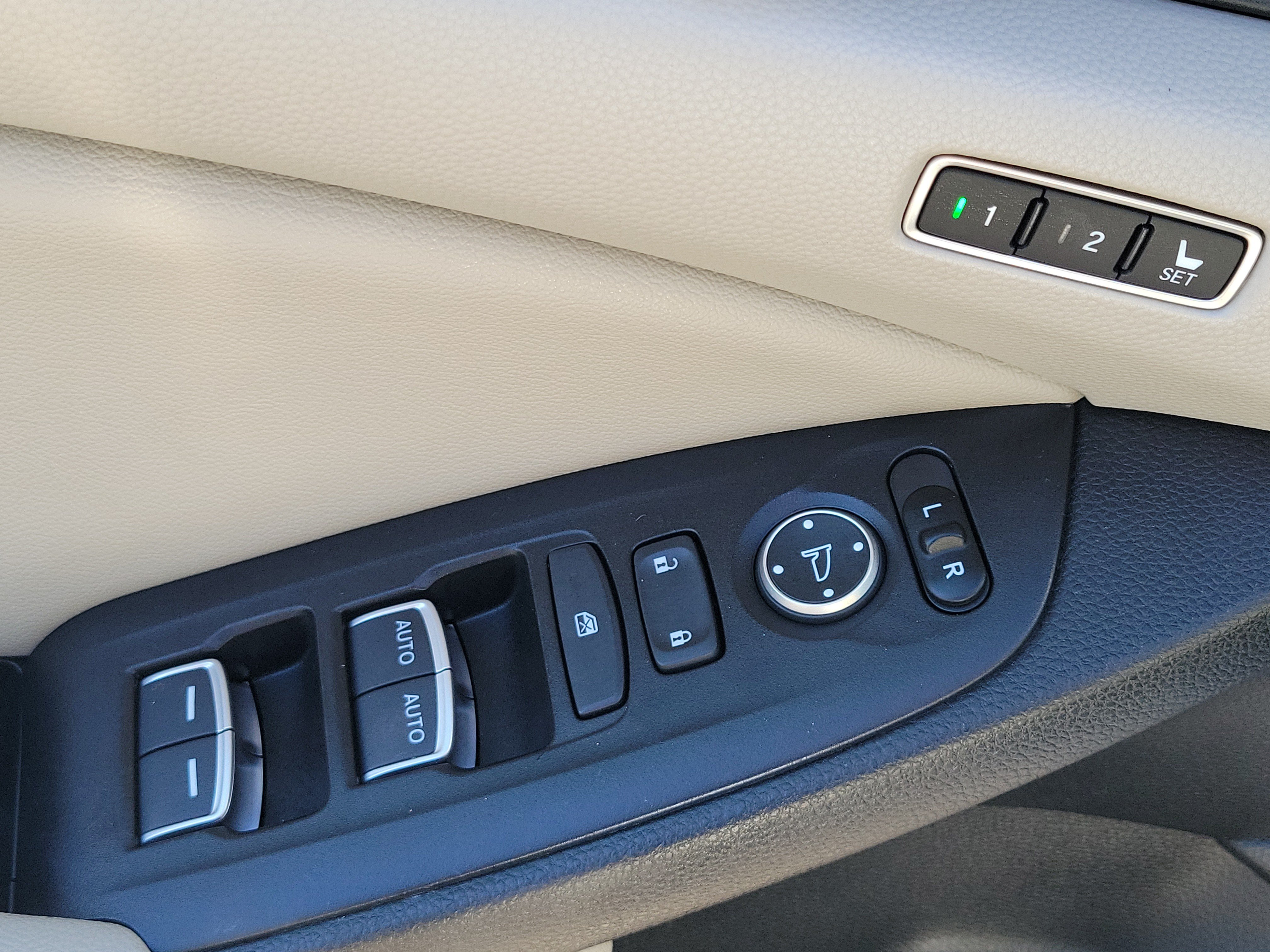 Used 2021 Honda Accord Touring image 20