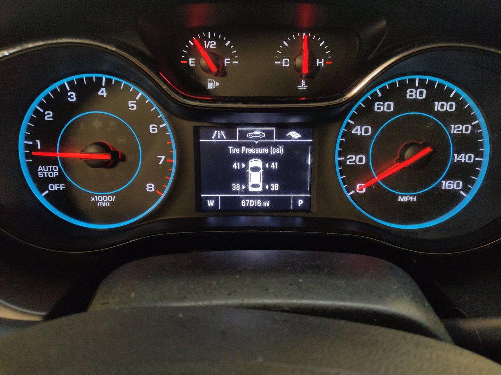 Used 2018 Chevrolet Cruze LS FWD image 23