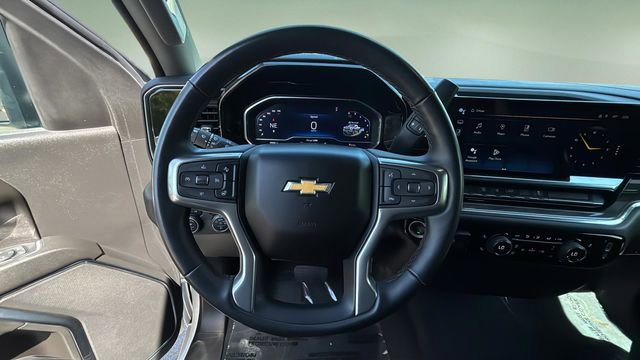 Used 2024 Chevrolet Silverado 2500 LTZ image 13