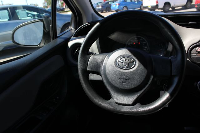 Used 2016 Toyota Yaris L FWD image 15