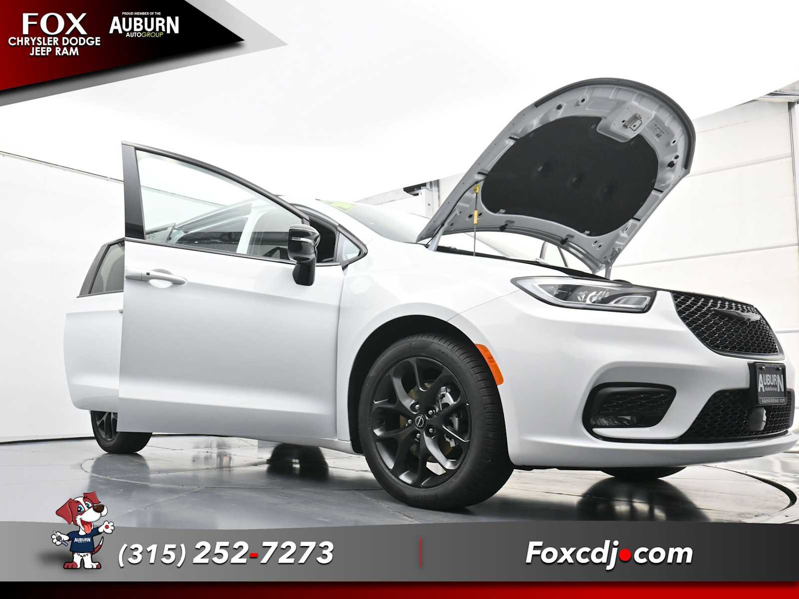 New 2026 Chrysler Pacifica Select w/ S Appearance Package image 31