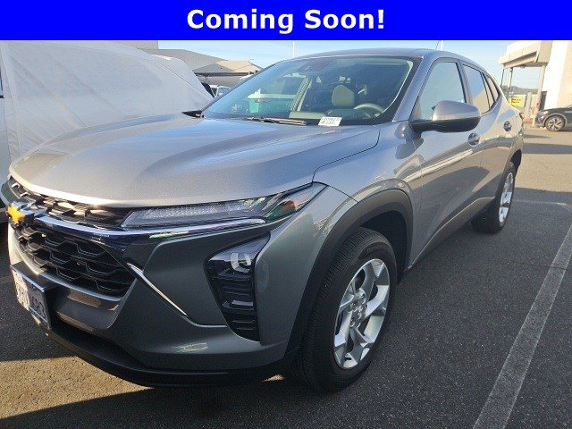 Used 2024 Chevrolet Trax LS w/ LS Convenience Package