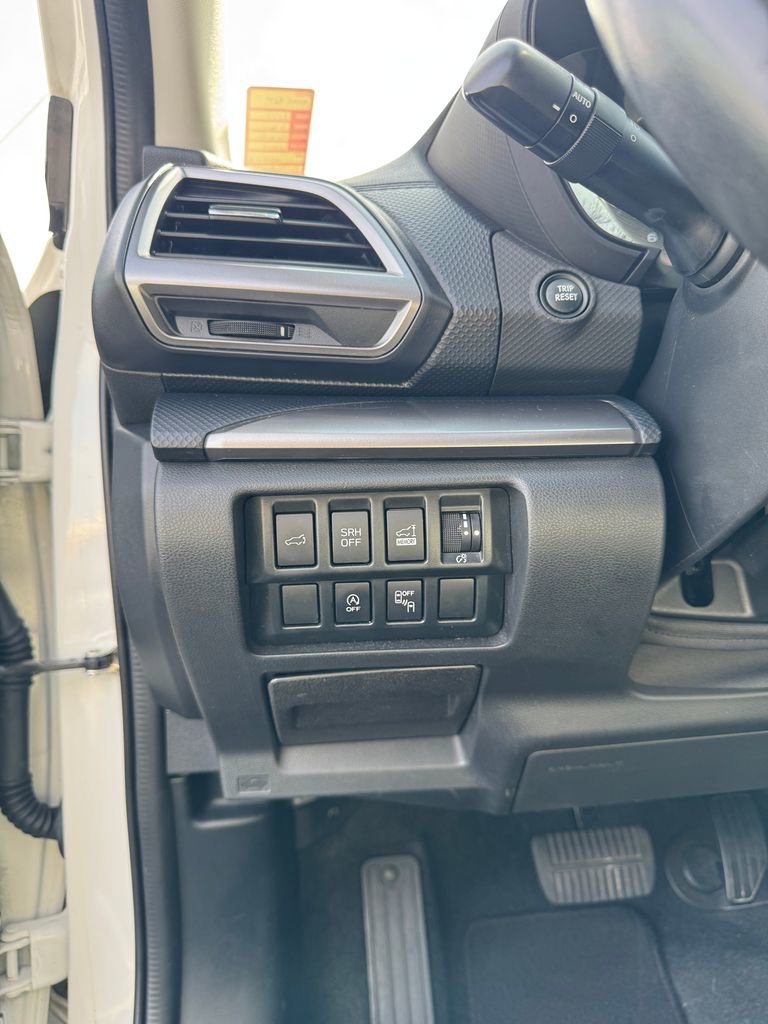 Used 2021 Subaru Forester Premium image 12