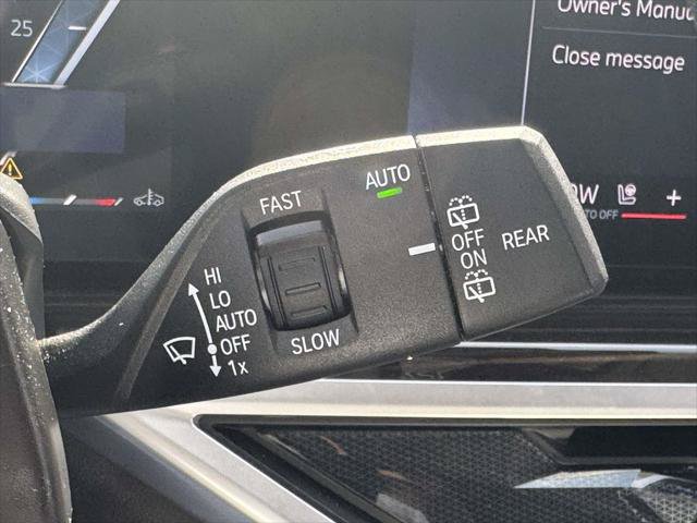 Used 2025 BMW X7 xDrive40i AWD/4WD image 23