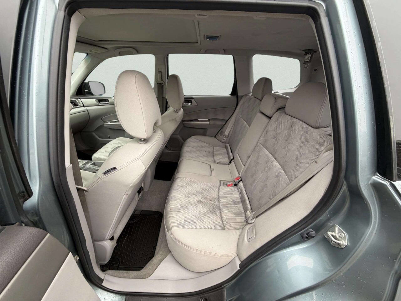 Used 2010 Subaru Forester 2.5X Premium w/ Popular Equipment Group 1A image 21