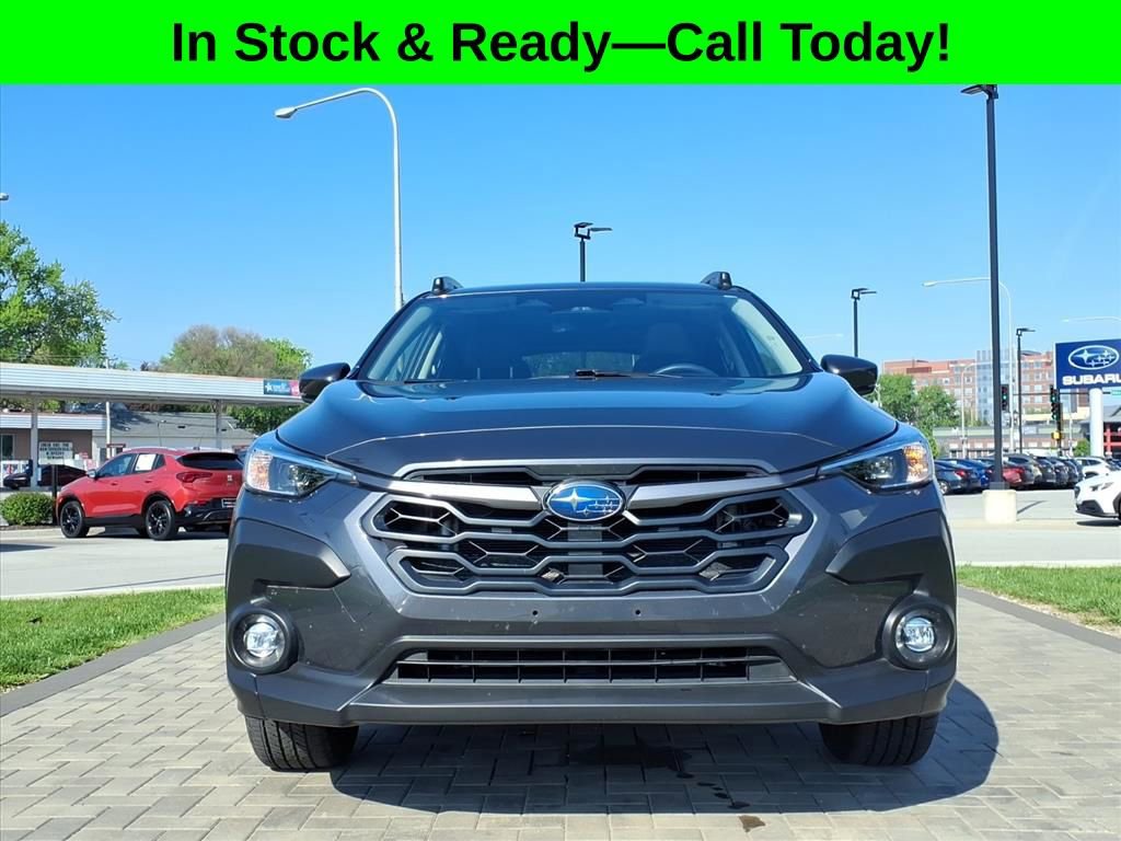 Used 2025 Subaru Crosstrek 2.0i Premium image 2