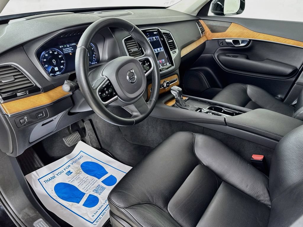 Used 2021 Volvo XC90 T6 Momentum w/ Advanced Package AWD/4WD image 11