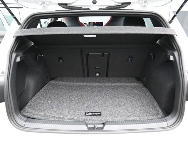 New 2026 Volkswagen GTI SE image 7