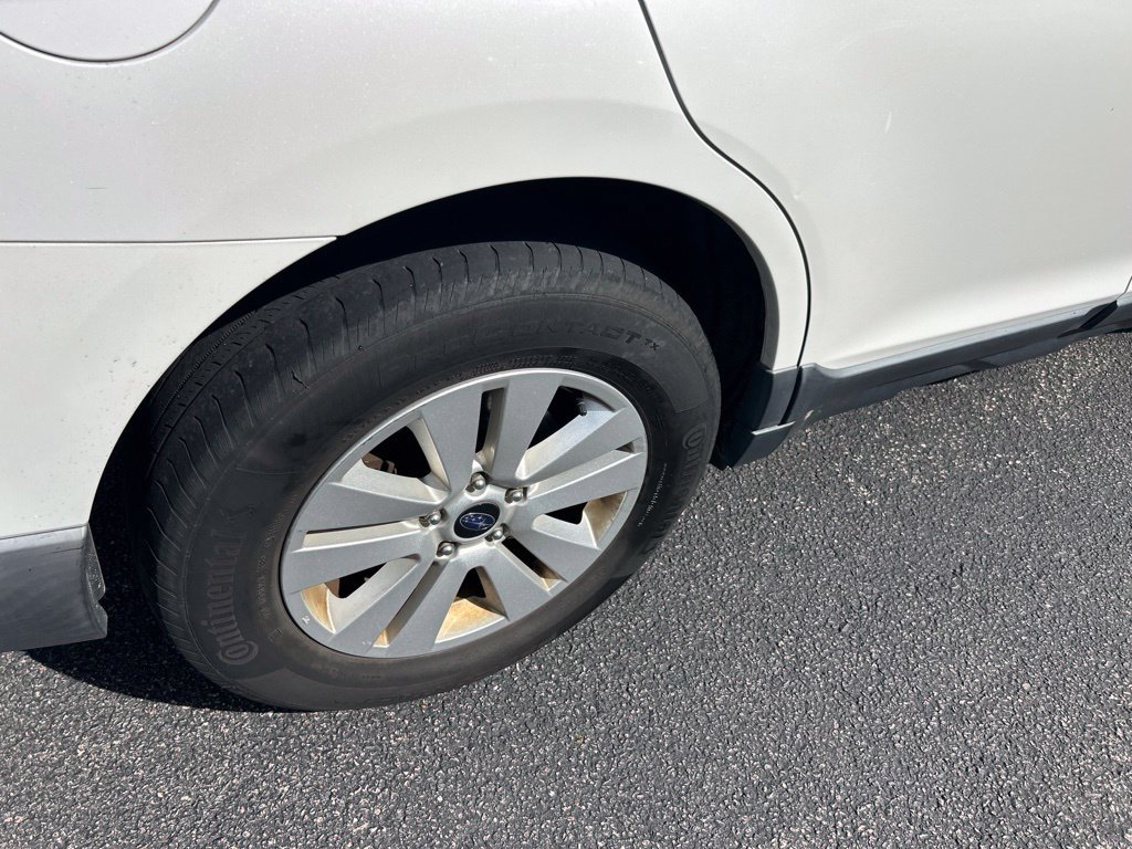Used 2019 Subaru Outback 2.5i Premium AWD/4WD image 10
