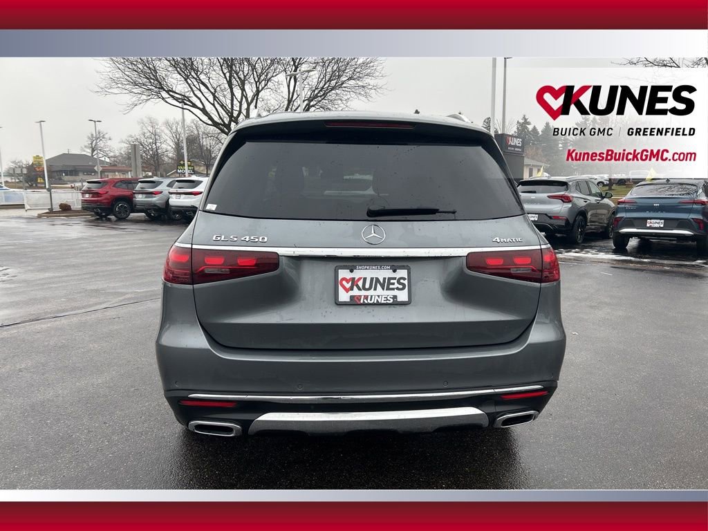 Used 2025 Mercedes-Benz GLS 450 4MATIC image 6
