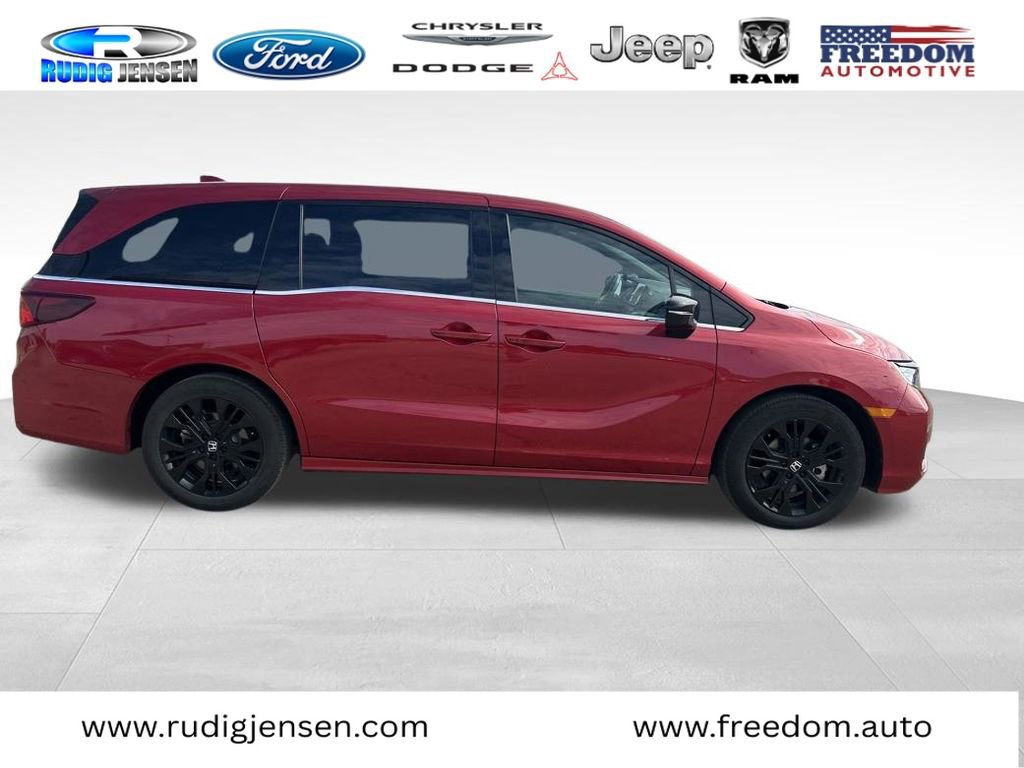 Used 2025 Honda Odyssey Sport-L image 3