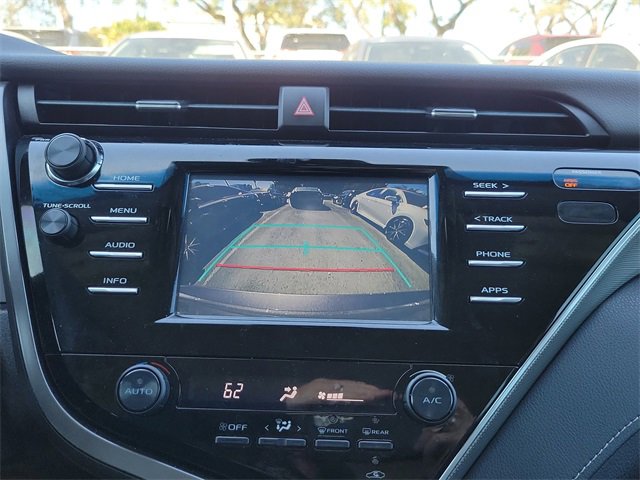 Used 2018 Toyota Camry SE image 20