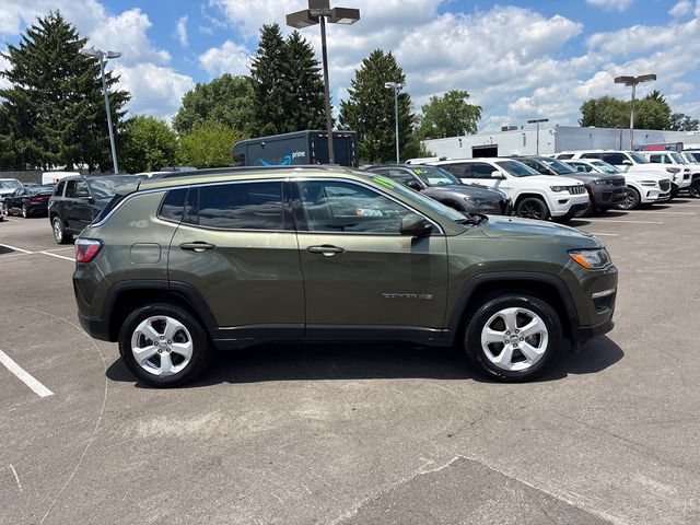 Used 2019 Jeep Compass Latitude w/ Cold Weather Group AWD/4WD image 28