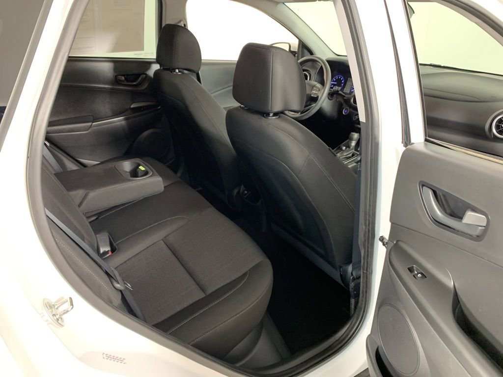 Used 2023 Hyundai Kona SEL image 33