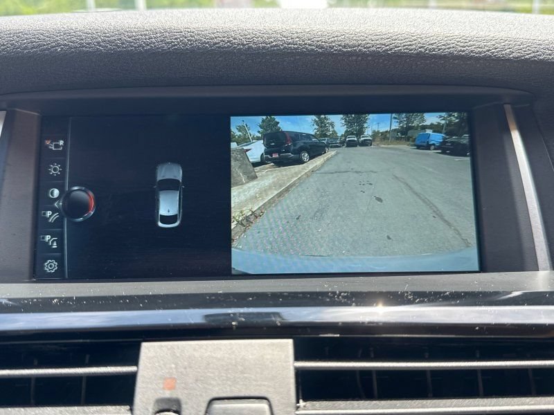 Used 2017 BMW X4 xDrive28i AWD/4WD image 25
