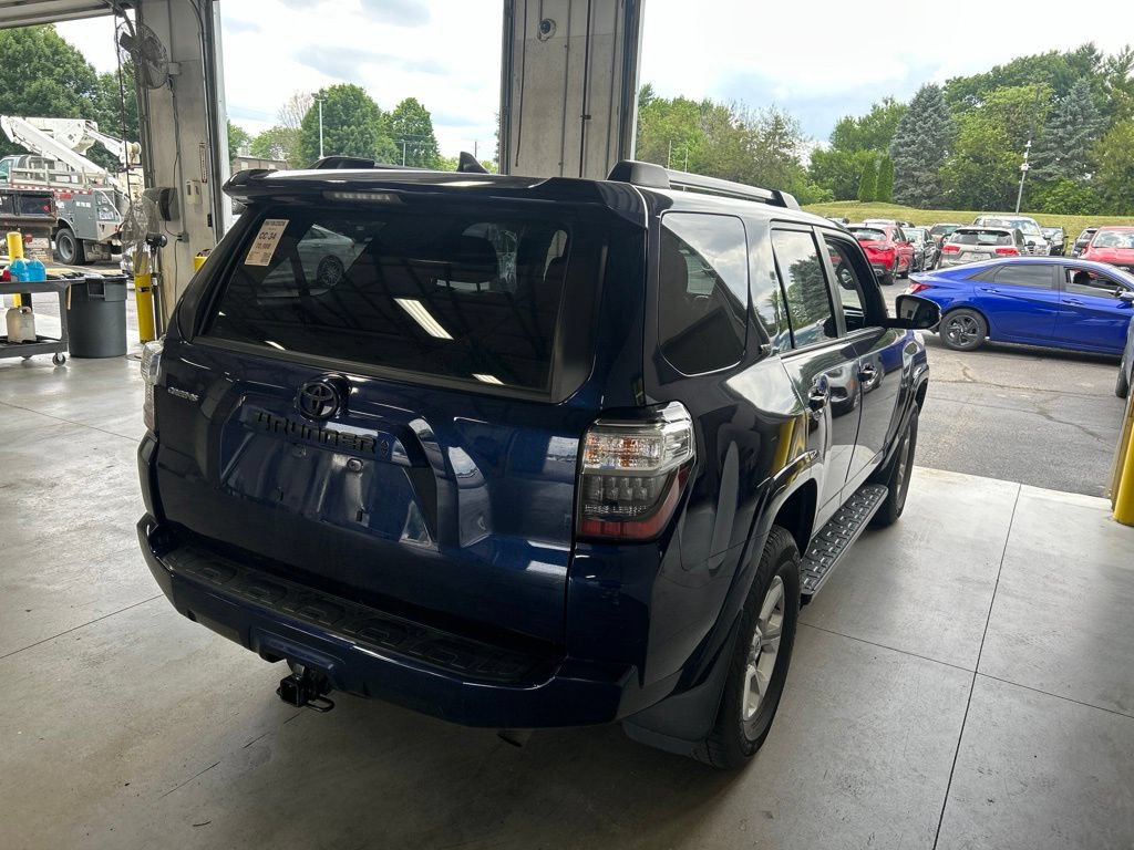 Used 2023 Toyota 4Runner SR5 Premium AWD/4WD image 7