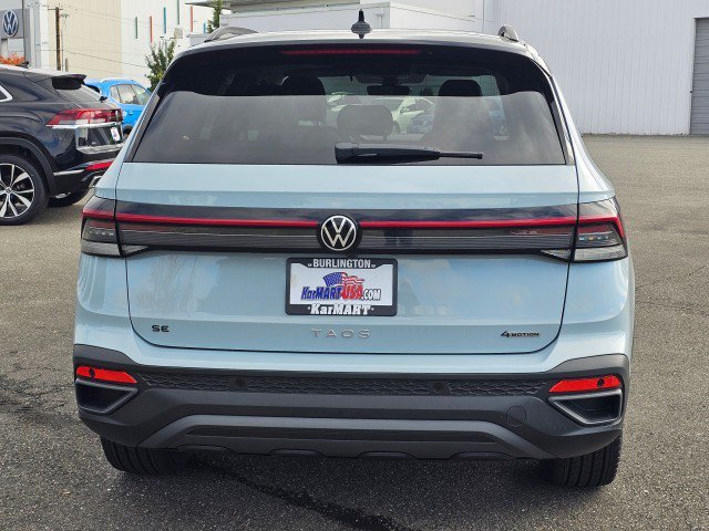 New 2027 Volkswagen Taos SE AWD/4WD image 4
