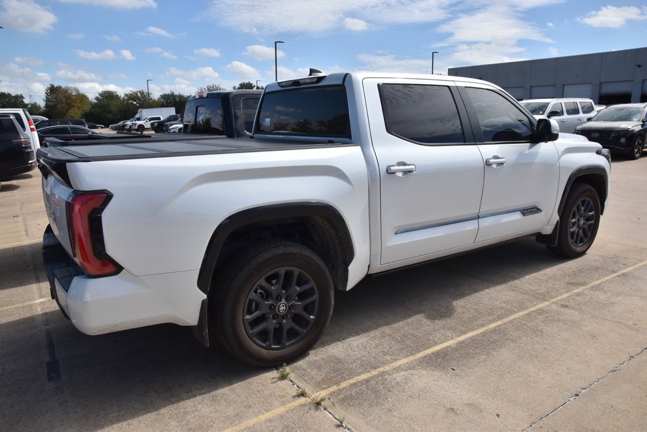 Used 2025 Toyota Tundra Platinum AWD/4WD image 5