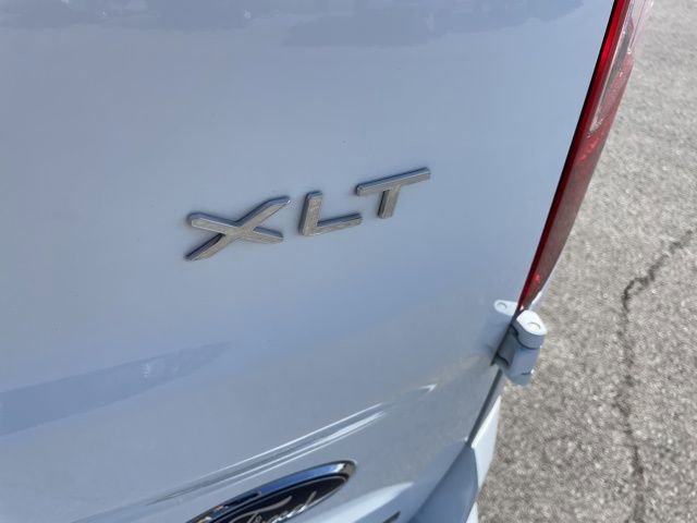 Used 2023 Ford Transit Connect XLT image 11