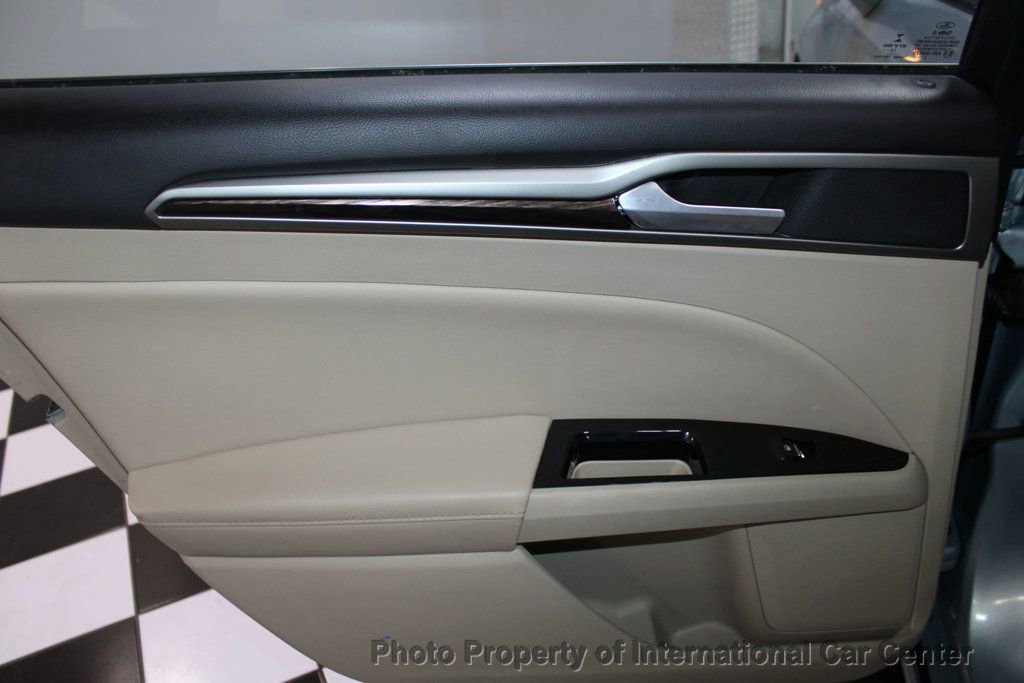 Used 2013 Ford Fusion SE image 18