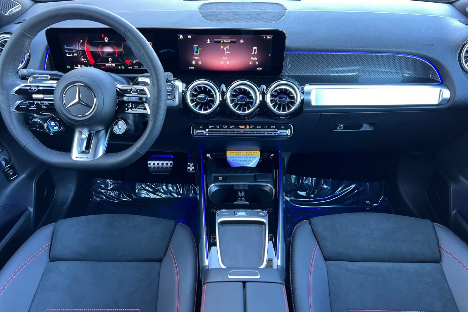 New 2026 Mercedes-Benz GLB 35 AMG 4MATIC image 3